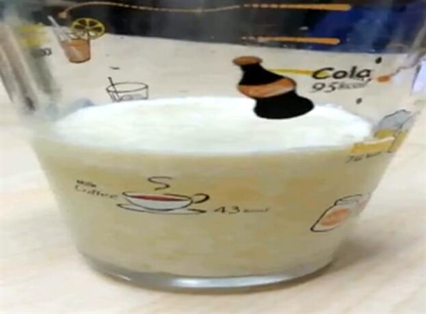 可樂牛奶混在一起如此恐怖？真相了